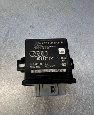 Audi A5 8T 8F Light module LCM 8K0907357B