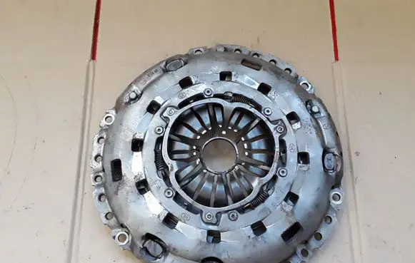 Land Rover Freelander 2 - LR2 Pressure plate F0807