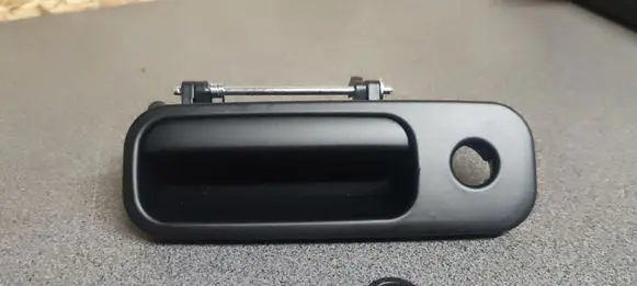 Volkswagen Golf IV Tailgate trunk handle 1J6827565B