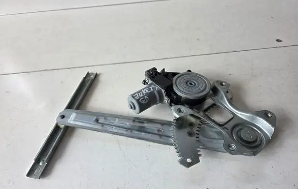 Nissan Juke II F16 Rear door window regulator motor 827316PA0A