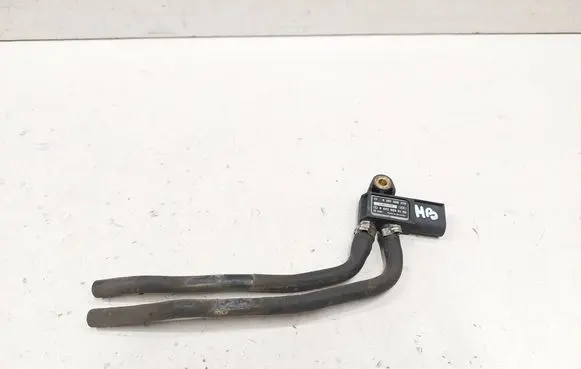 Mercedes-Benz R W251 Exhaust gas pressure sensor A6429050100 0281006279 190626T0623E