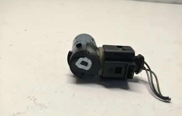 Skoda Octavia Mk2 (1Z) Parking PDC sensor 68750713 1J0973703