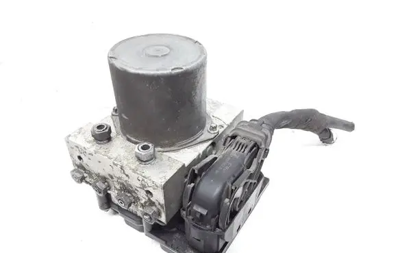 Mercedes-Benz E W212 ABS Pump A2124313512