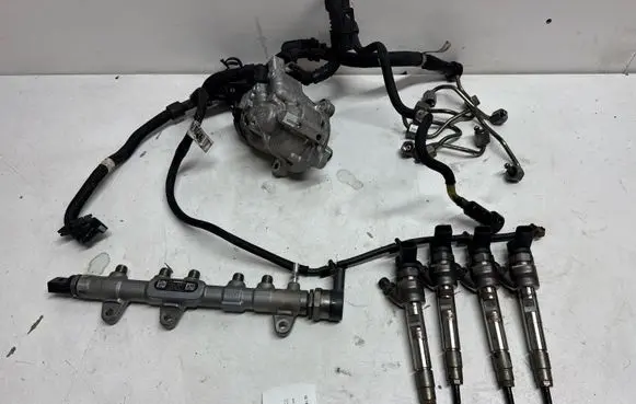 BMW 2 F22 F23 Fuel injection system set 8514148 8511626 8514154