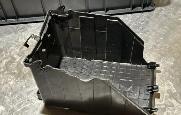 Citroen DS4 Battery box tray cover/lid 9687472580