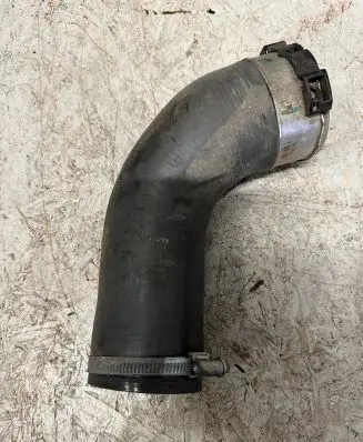 Volvo XC60 Intercooler hose/pipe 32222268 V361201