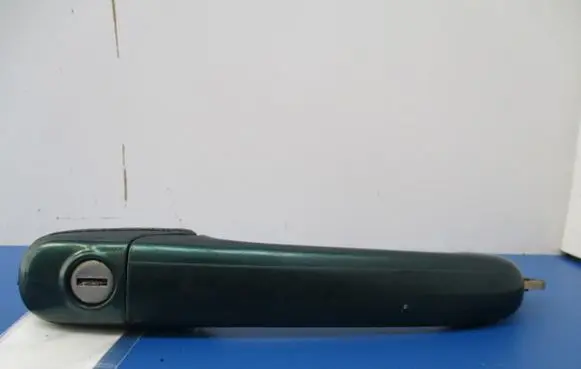 Volkswagen Polo III 6N 6N2 6NF Front door exterior handle