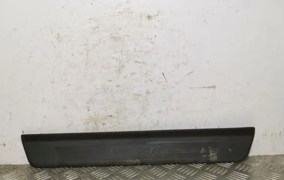 Hyundai Tucson TL Front sill trim cover
