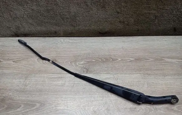 Volvo S60 Front wiper blade arm 8624246