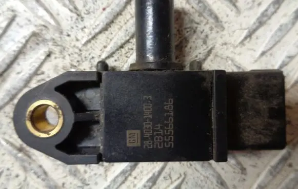 Opel Meriva B Exhaust gas pressure sensor 55566186