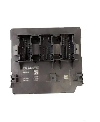 Volkswagen PASSAT B7 Comfort/convenience module 3AA937087F