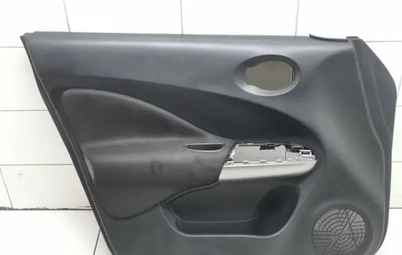 Nissan Juke I F15 Front door card panel trim 809111kb0a 809751kb0a