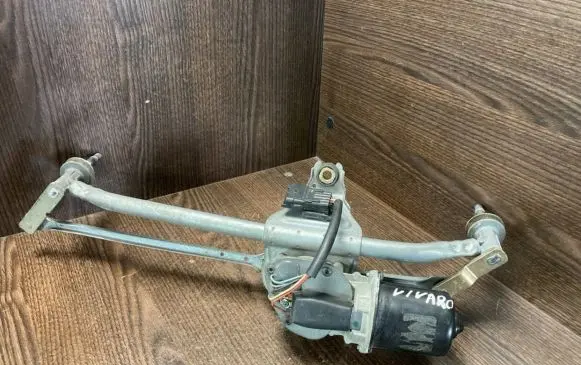 Front wiper linkage