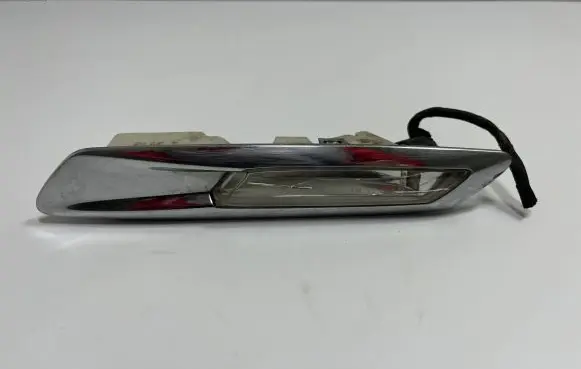 BMW 5 F10 F11 Front fender indicator light 7154170 63137154170