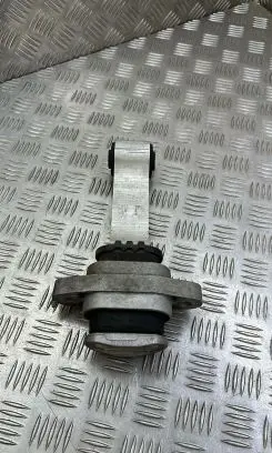 Hyundai Tucson IV NX4 Gearbox mount 20220208