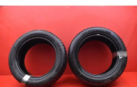 Toyota Avensis Verso R17 C winter tire 