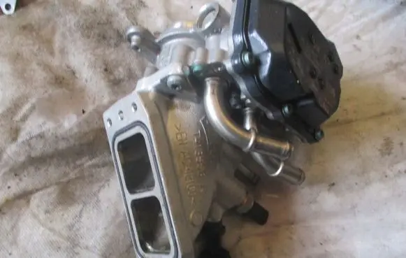 Audi A3 S3 8V Throttle valve 04L128063T