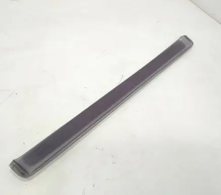 Volkswagen PASSAT B6 Rear door wind deflector 