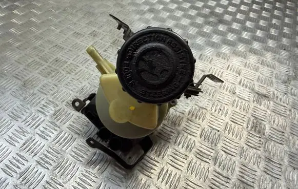 Toyota Proace Power steering pump 9818127580