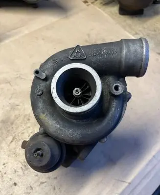 Audi A6 S6 C4 4A Turbo 046145703g 076440473