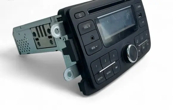 Dacia Dokker Radio/CD/DVD/GPS head unit 281152011R