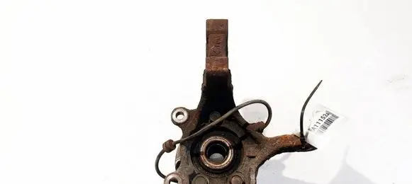 Nissan Tiida C11 Front wheel hub
