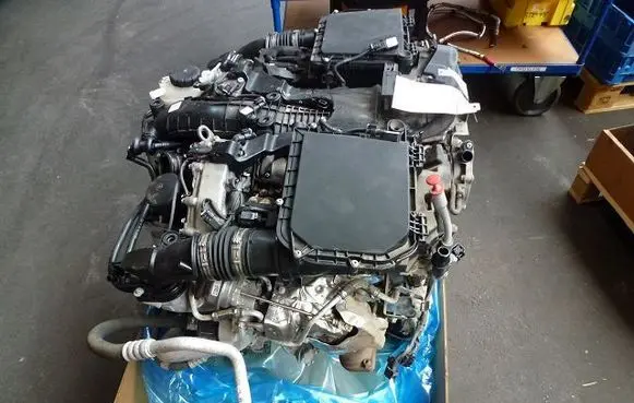 Mercedes-Benz E C207 W207 Engine A2760109408