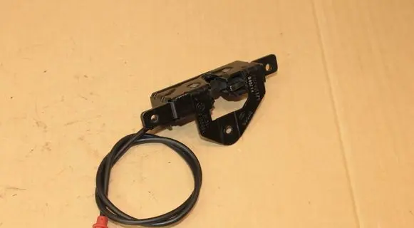 BMW X5 E53 Tailgate/trunk/boot lock/catch/latch 8408964