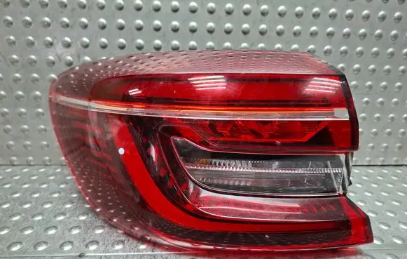 Renault Clio V Rear/tail lights S26338671 265551035R