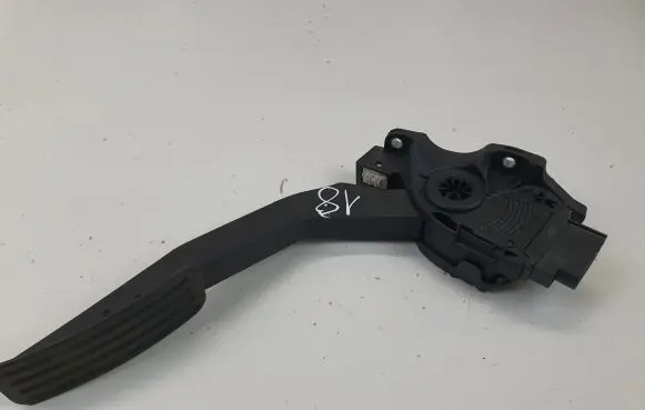 Jaguar XF X250 Accelerator throttle pedal 6PV009698 9X239F832BA