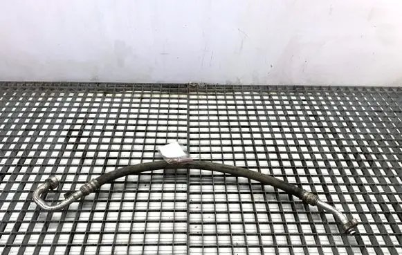 Audi A4 S4 B9 8W Air conditioning (A/C) pipe/hose 8W0816743B