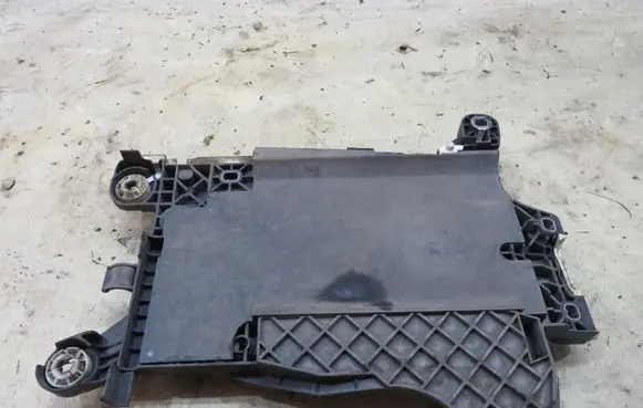 Mini One - Cooper F56 F55 Battery bracket 7641798