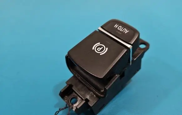 BMW 5 G30 G31 G38 Handbrake/parking brake auto hold switch 6842027 IMPRK1591126