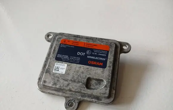 Ford Kuga III Headlight ballast module Xenon AB3150301HQ