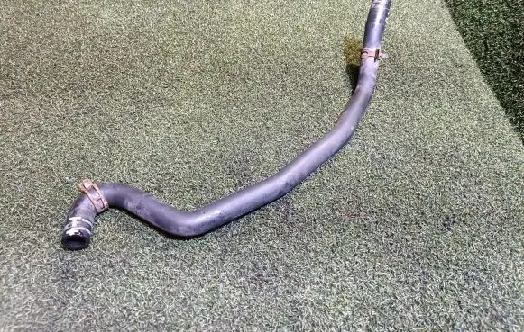 Ford Tourneo Custom Engine coolant pipe/hose GK213691AB