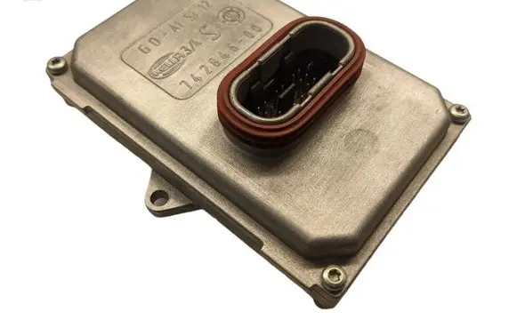 Mercedes-Benz CLS C219 Headlight ballast module Xenon 5DF008704 A0038205826 628088