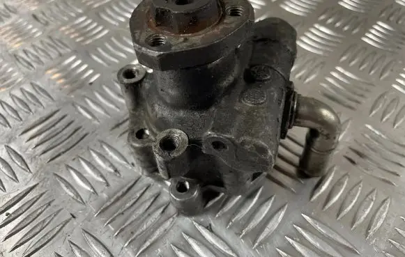 Ford Galaxy Power steering pump
