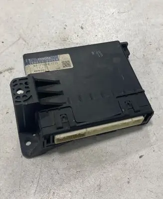 Toyota Yaris Climate control unit 886500D150 MB1776001781