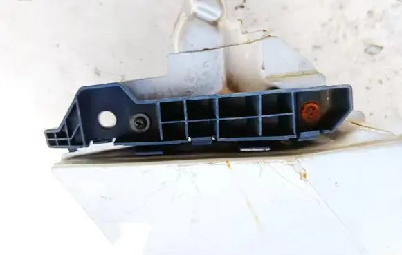 Hyundai Santa Fe Front bumper mounting bracket