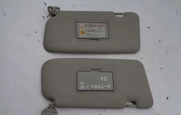 Nissan X-Trail T30 Sun visor