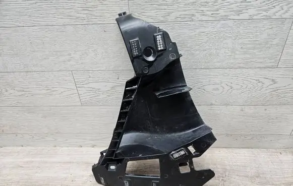 Renault Clio V Brake cooling air channel/duct 960168135R