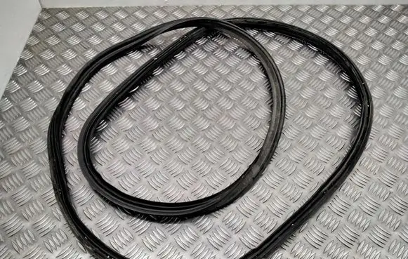 Mazda 6 Trunk rubber seal (body) 