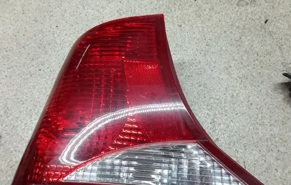 Ford Focus Rear/tail lights YS4X13441CA