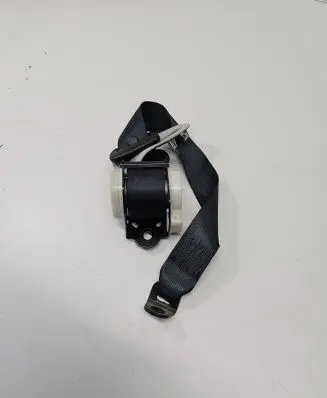 Mazda 5 Front seatbelt Bgd030017