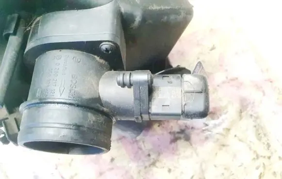 Skoda Fabia Mk1 (6Y) Mass air flow meter 0280217121 06a906461