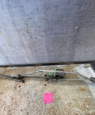 Opel Zafira A Front wiper linkage and motor 