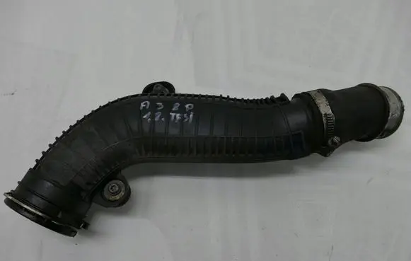 Audi A3 S3 8P Air intake hose/pipe
