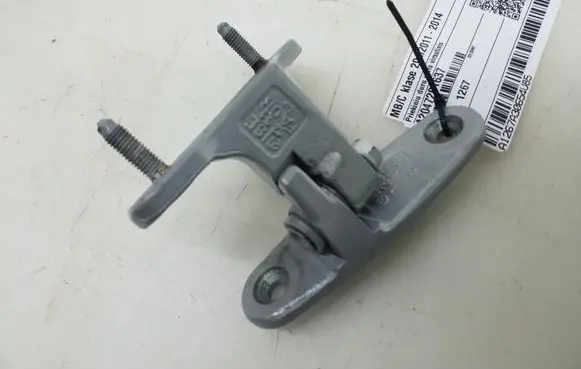 Mercedes-Benz C W204 Front door upper hinge A2047201637