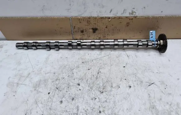 BMW 3 E90 E91 Camshaft 7823930