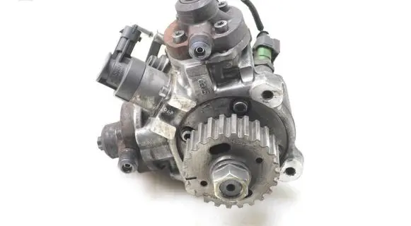 Land Rover Discovery 5 Fuel injection high pressure pump FW939B395AB